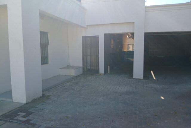 Stunning Golf view House For sale!